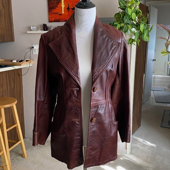 1970's Burgundy Leather Jacket - Picture 1 of 5